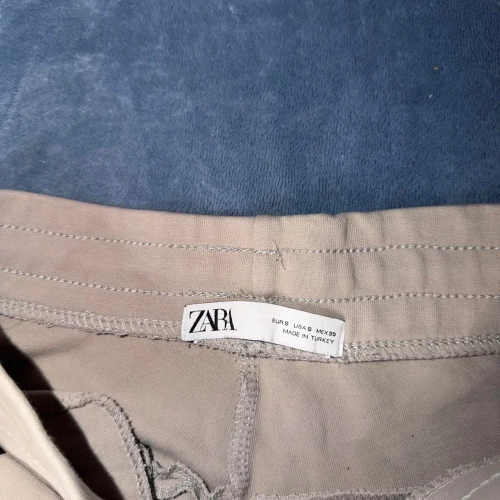 Zara joggers with black side stripes
